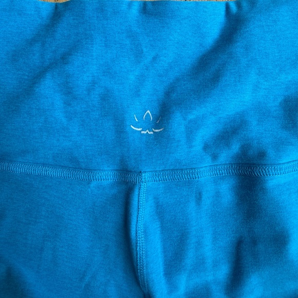 Beyond Yoga Spacedye Set – Buttery Soft Tank + High Waist Leggings (Size L) - Picture 7 of 7